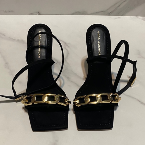Good American Black Heels with Gold Accent - Picture 5 of 9